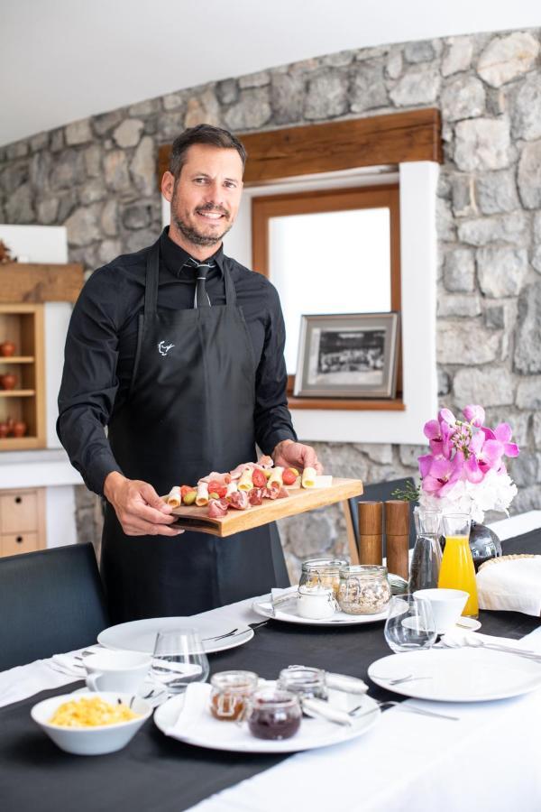 Skrabceva Domacija Hotel Ribnica Екстериор снимка