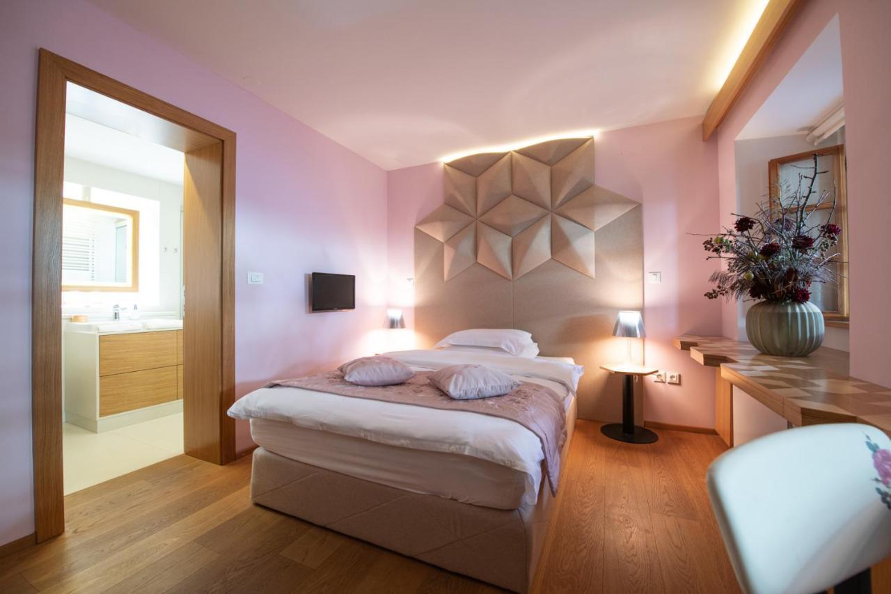 Skrabceva Domacija Hotel Ribnica Екстериор снимка